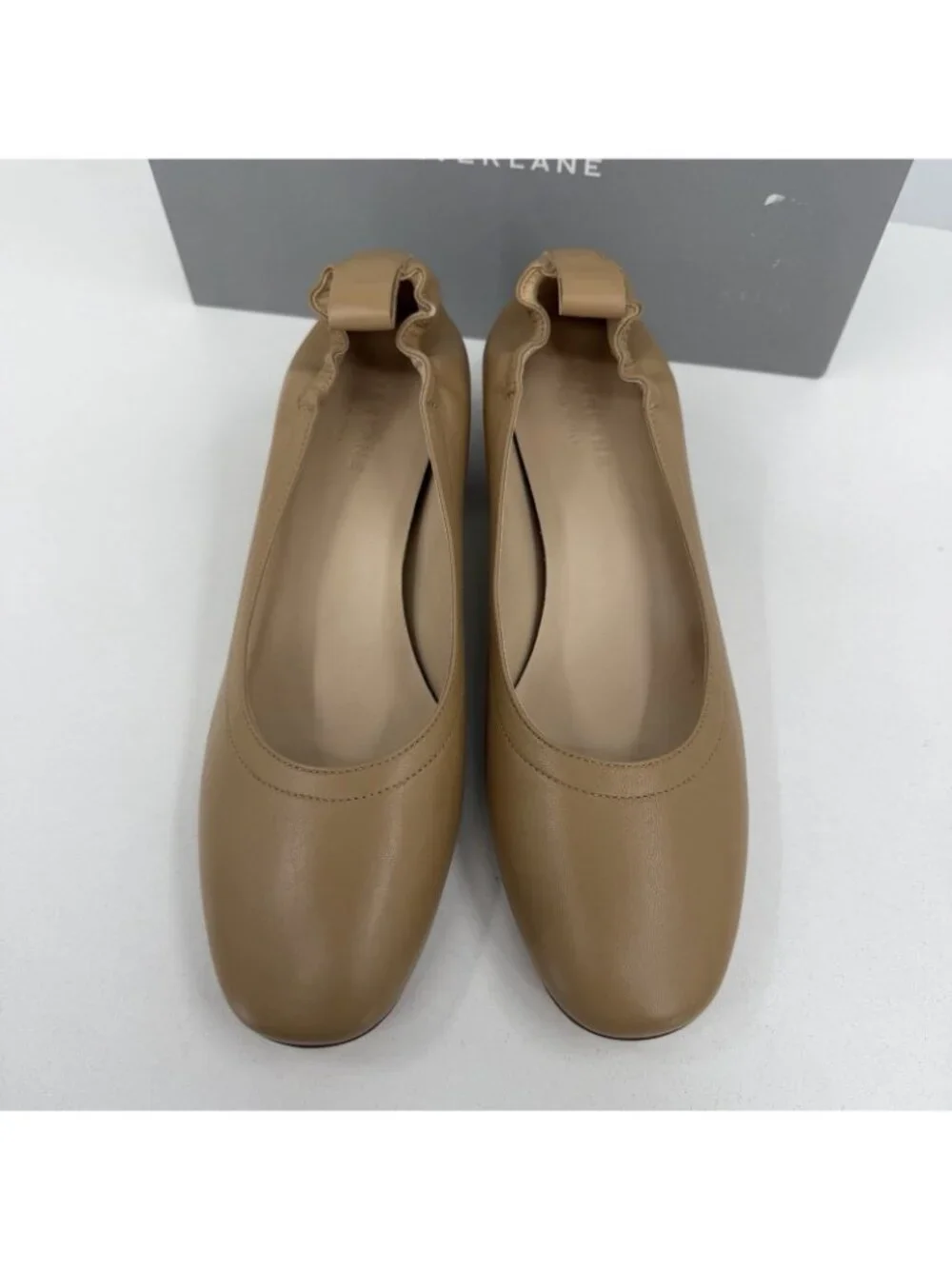 Everlane Italian Leather Day Heel Light Taupe 8.5 Women's Elastic Back Comfort